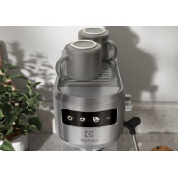 Кофеварка Electrolux E6EC1-6ST