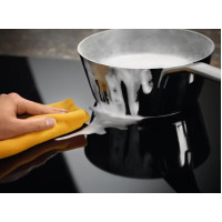 Варильна поверхня індукційна Electrolux EIB60420CK