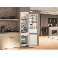 Холодильник встраиваемый Whirlpool WHC20D011B1
