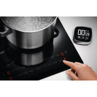 Варильна поверхня індукційна Electrolux LIT30230C