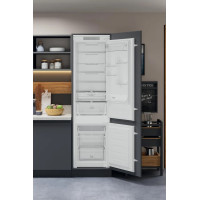 Холодильна камера вбудована Hotpoint HAC20T321