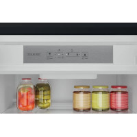 Холодильна камера вбудована Hotpoint HAC20T321