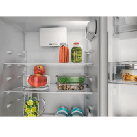 Холодильник встраиваемый Whirlpool WHC20D011B1