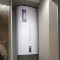 Бойлер Electrolux EWH 100 Maximus WiFi
